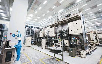 工業(yè)互聯(lián)網(wǎng)推動(dòng)制造業(yè)邁上“云端”